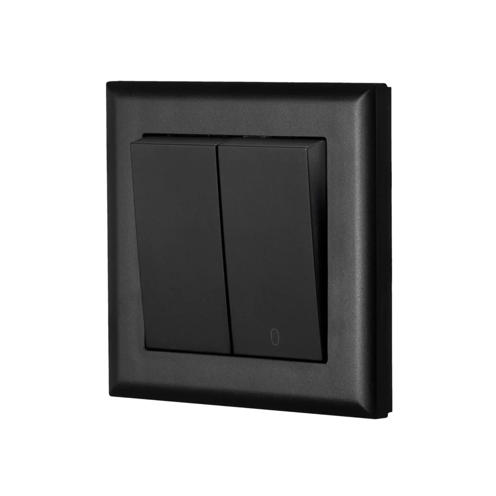 Bryter 2+1-pol innfelt 84×84 mm sort v:3382664