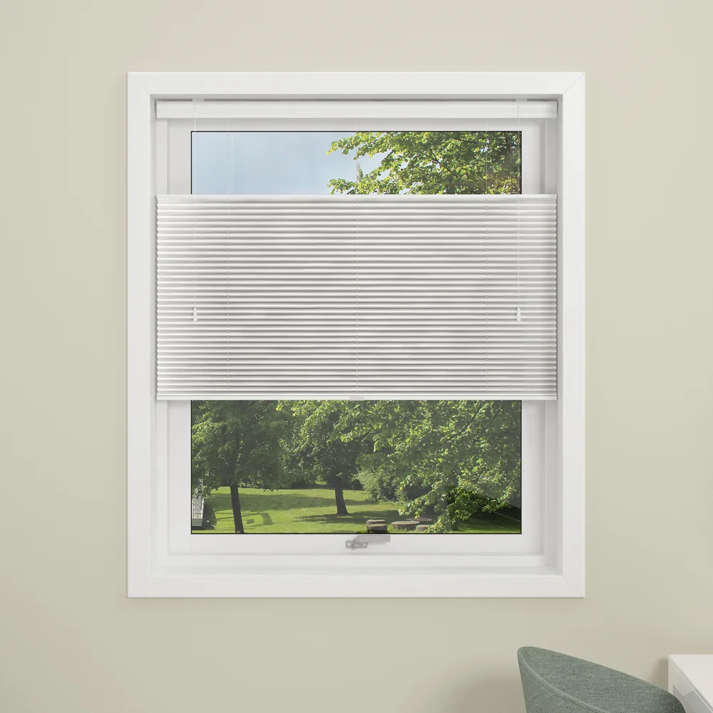 DEBEL PLISSÉGARDIN TOUCH SPLIT LYSDEMPENDE HVIT 60X160 v:3894480 DEBEL PLISSÉGARDIN TOUCH SPLIT LYSDEMPENDE HVIT 60X160 v:3894480