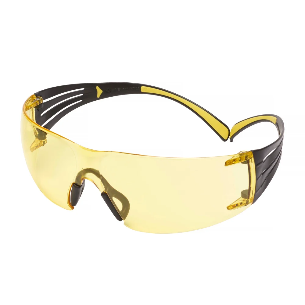 3M Skyddsglasögon SecureFit 400, gul lins med reptålig anti-fog-beläggning, gul/svart båge, SF403SGAF-YEL-EU v:2745658