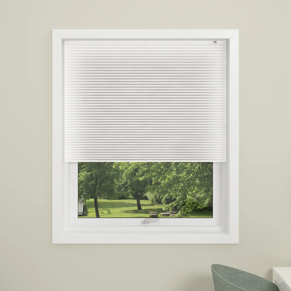 DEBEL PLISSÉGARDIN LONDON LYSDEMPENDE HVIT 110X130 v:3329756