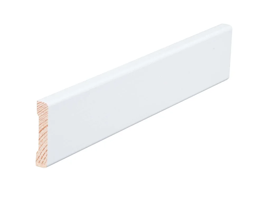 09x58x4400 karmlist med rund kant. Malt furu. v:1564216