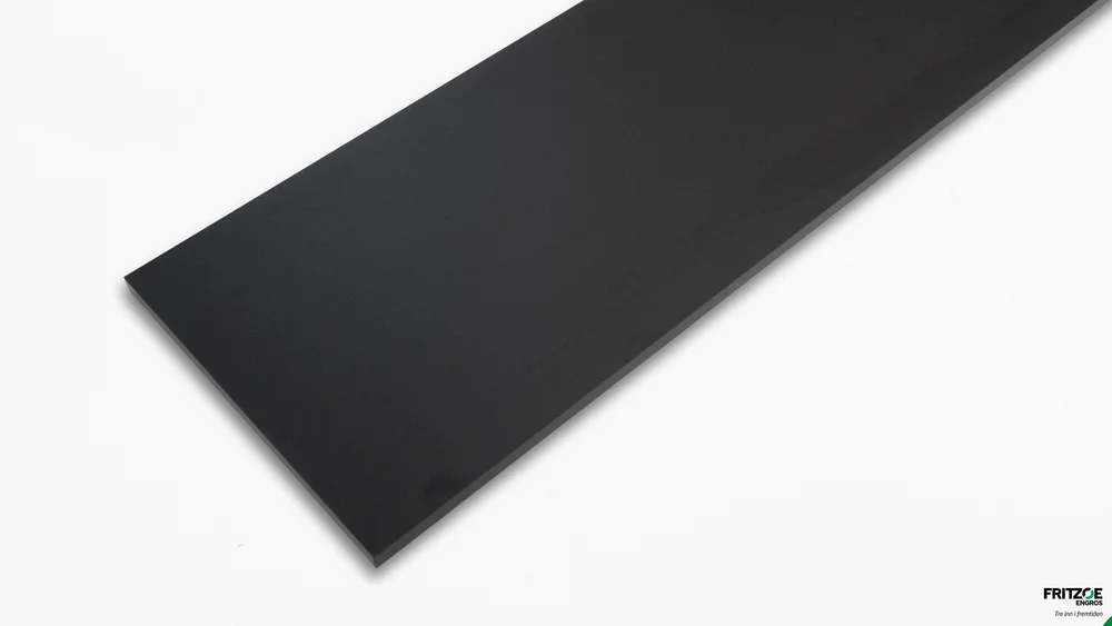 HOBBYPL LEVEL SVART 18X400X2400 v:4040588