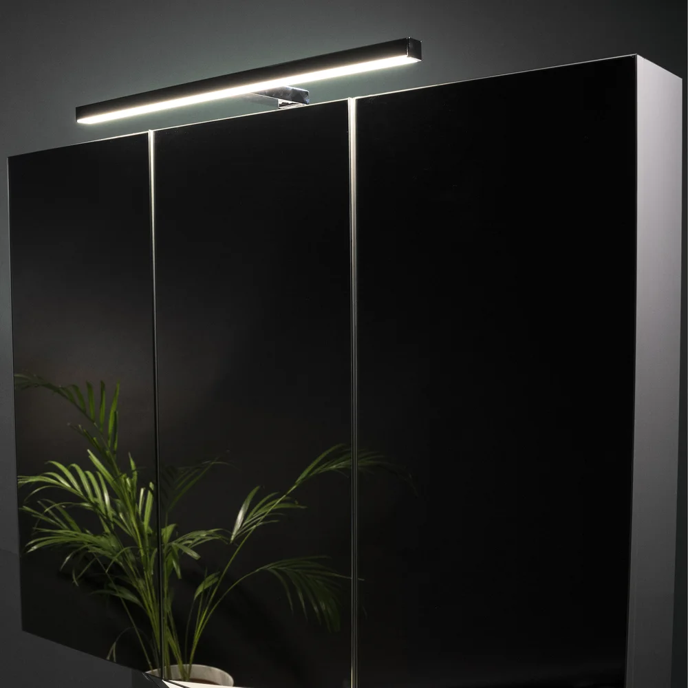 TREND HEDDA LED BADEROMSLAMPE 55 CM, KROM v:9458612 TREND HEDDA LED BADEROMSLAMPE 55 CM, KROM v:9458612