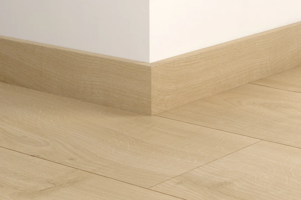Sokkellist laminat 12×58 mm Fresh Nordic Oak dekor 06399 v:4764173 Sokkellist laminat 12×58 mm Fresh Nordic Oak dekor 06399 v:4764173